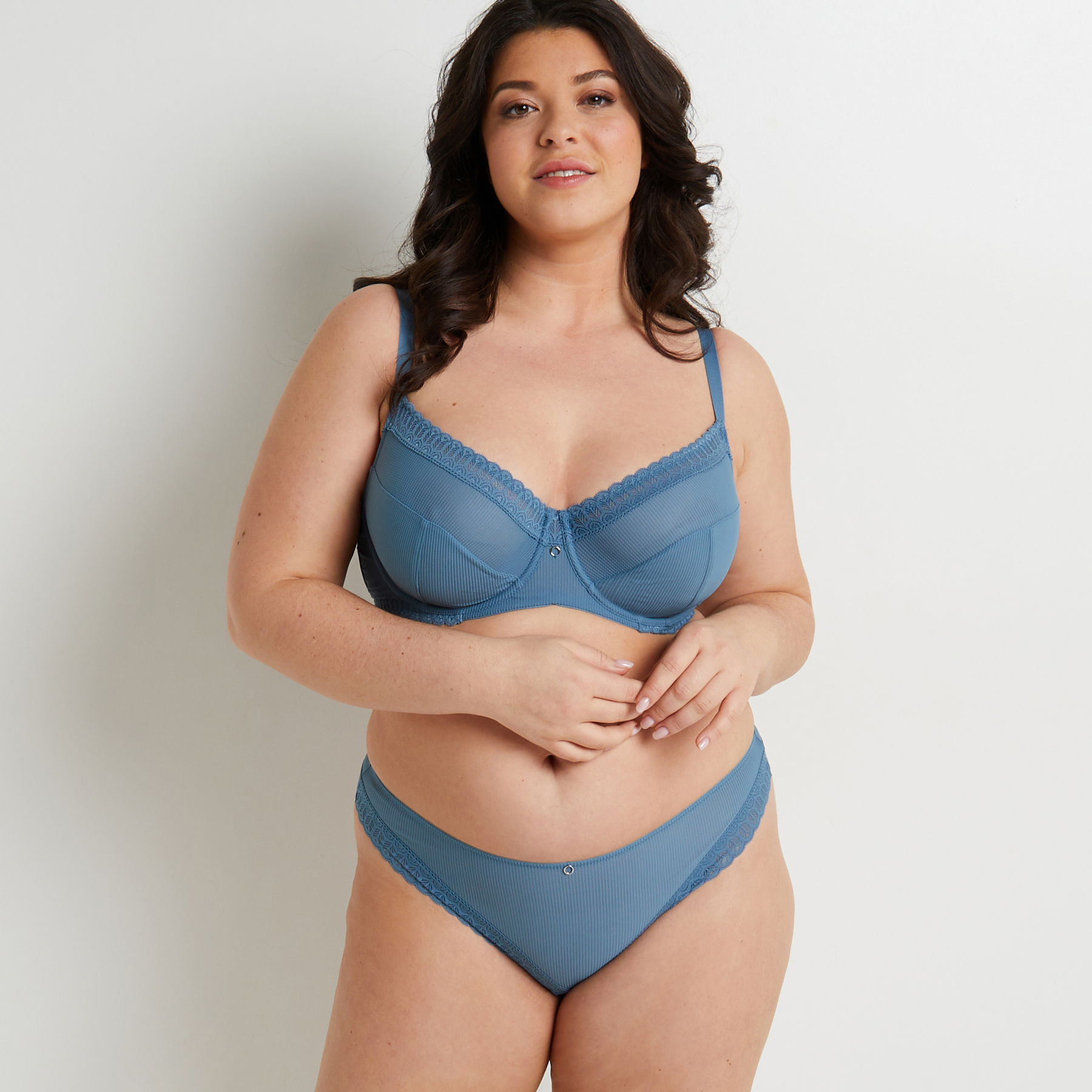 SOLDES [PROMO - 30%] Tanga femme Bleu Microfibre ROUGE GORGE LINGERIE